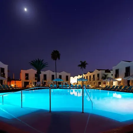 Fbc Fortuny - Adults Only 3*