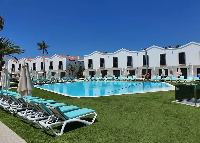 Fbc Fortuny - Adults Only 3*